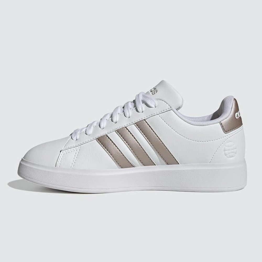 Adidas NWT Grand Court 2.0 Platinum Metallic shoes women’s 8.5 - Picture 2 of 8